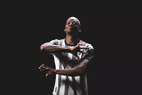 "عند الوداع هناك دائمًا أمل للعودة".. يوفنتوس يعلن ضم بوجبا رسميًا